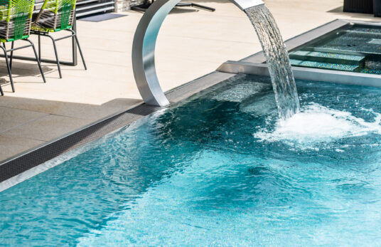 AQA Steel Edelstahlpool Ausstattung