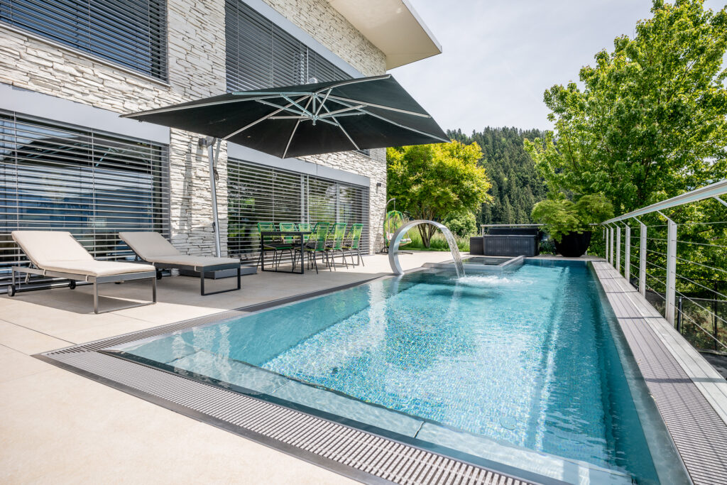 AQA Steel - exklusive Edelstahlpools