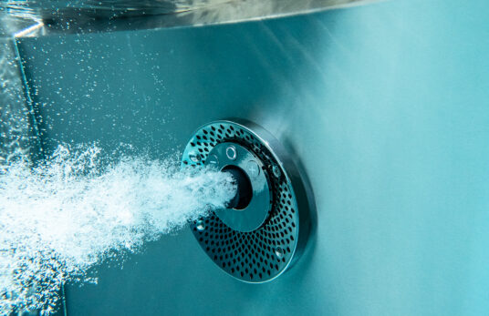 Gegenschwimmanlagen - AQA Steel