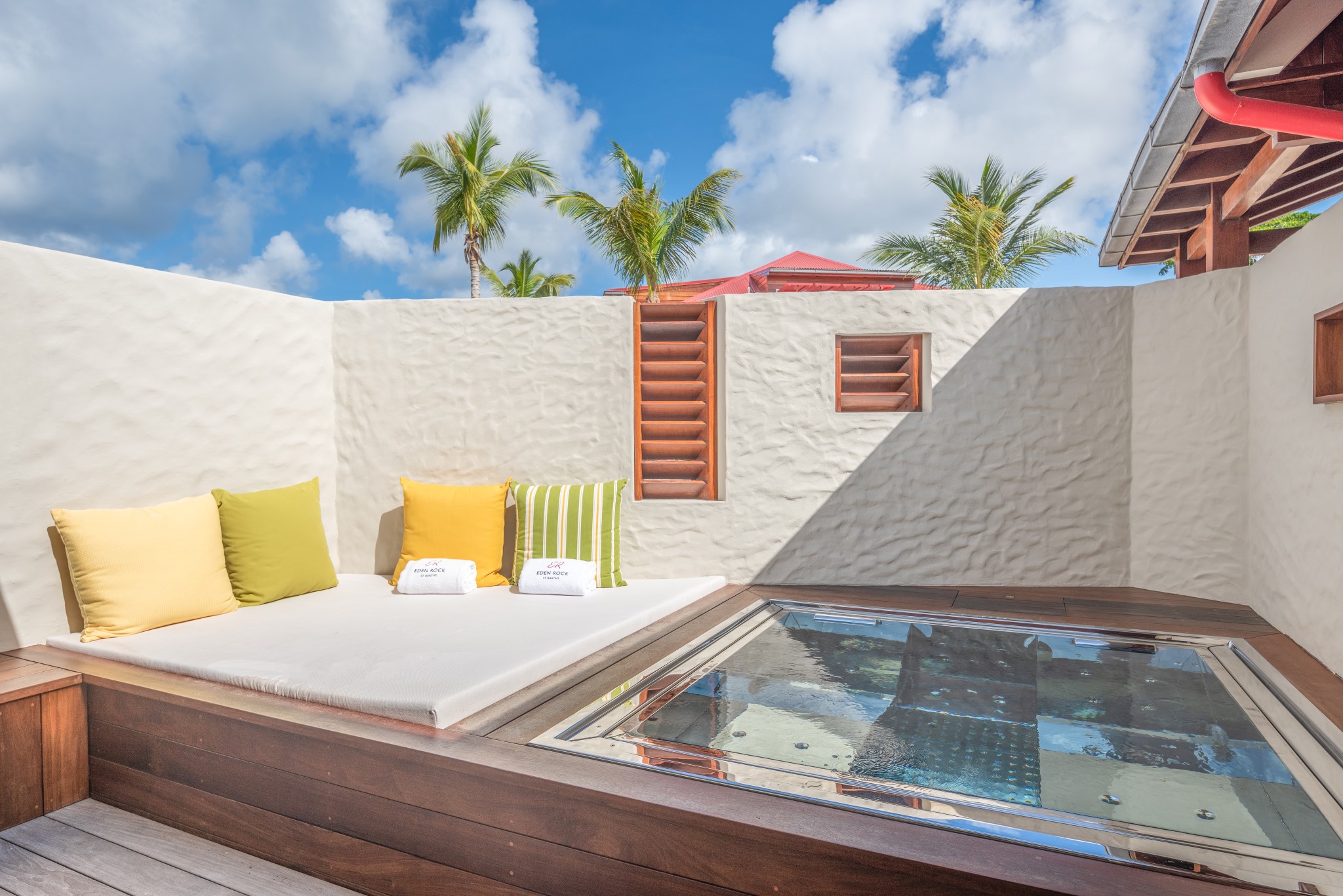 Model Eden - Edelstahlpools für Tourismus & Hotellerie