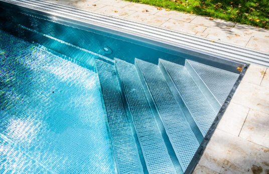 Schräge Treppe - AQA Steel